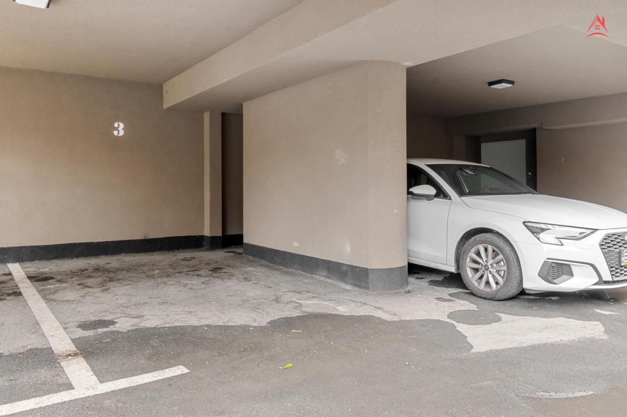 Apartament Opera Residence - Cismigiu, Eroilor, Free Private Parking Bukarest Eksteriør billede